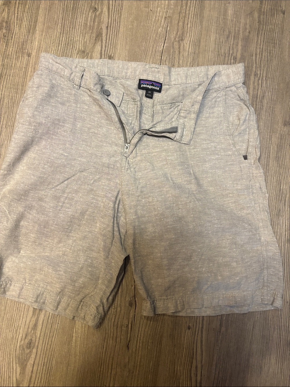 Patagonia Light Gray Men's Shorts 33 great condition